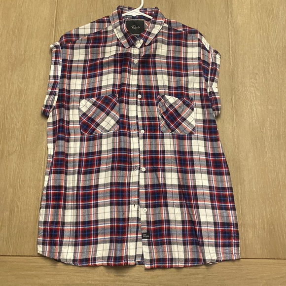 Rails Button Down - Picture 1 of 4